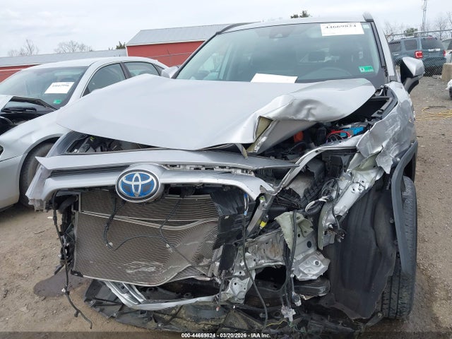 2021 TOYOTA RAV4 HYBRID 4T3B6RFV4MU028819 Photo 5