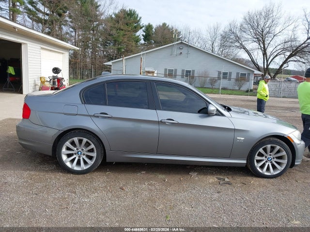 Auction sale of the 2011 Bmw 328i Xdrive, vin: WBAPK5G57BNN30833, lot number: 44669831