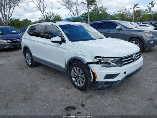 Продажа на аукционе авто 2018 Volkswagen Tiguan 2.0t Se/2.0t Sel, vin: 3VV3B7AX5JM054969, номер лота: 44669844