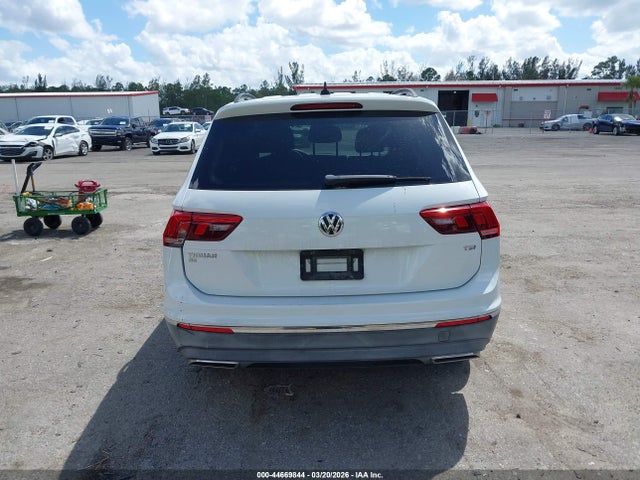 44669844 :رقم المزاد ، 3VV3B7AX5JM054969 vin ، 2018 Volkswagen Tiguan 2.0t Se/2.0t Sel مزاد بيع