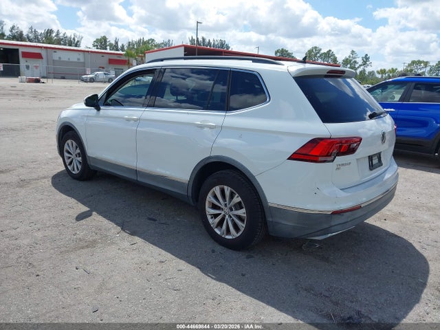 44669844 :رقم المزاد ، 3VV3B7AX5JM054969 vin ، 2018 Volkswagen Tiguan 2.0t Se/2.0t Sel مزاد بيع