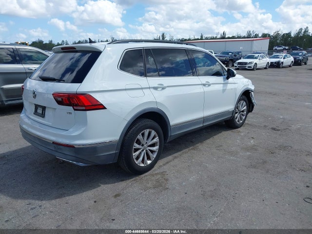 44669844 :رقم المزاد ، 3VV3B7AX5JM054969 vin ، 2018 Volkswagen Tiguan 2.0t Se/2.0t Sel مزاد بيع
