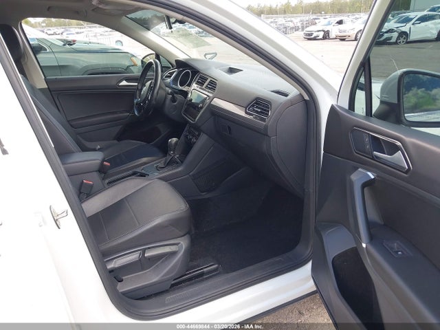 44669844 :رقم المزاد ، 3VV3B7AX5JM054969 vin ، 2018 Volkswagen Tiguan 2.0t Se/2.0t Sel مزاد بيع