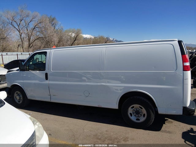 1GCZGHFG9H1115966 Chevrolet Express 3500 Work Van