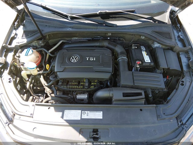 44669908 :رقم المزاد ، 1VWDT7A34HC076113 vin ، 2017 Volkswagen Passat 1.8t R-line مزاد بيع