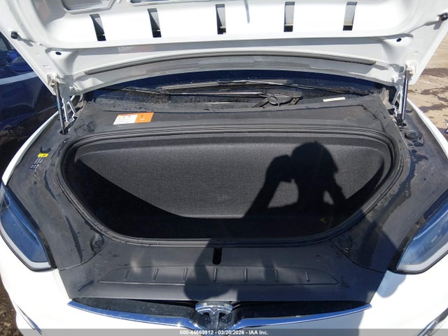 44669912 :رقم المزاد ، 5YJXCAE20HF075459 vin ، 2017 Tesla Model X 100d/75d/90d مزاد بيع
