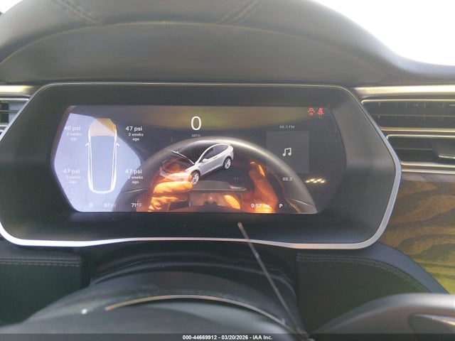 44669912 :رقم المزاد ، 5YJXCAE20HF075459 vin ، 2017 Tesla Model X 100d/75d/90d مزاد بيع