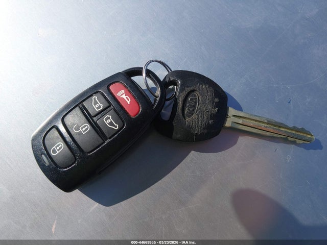 KIA SEDONA LX 2014 KNDMG4C77E6586603 Image 11