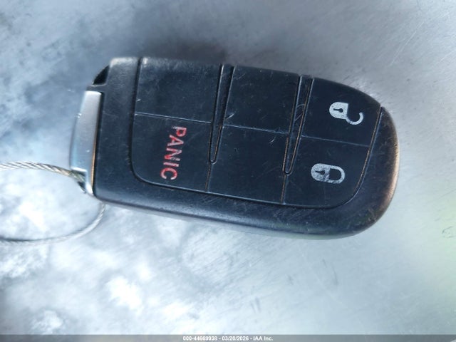 1C4RDHAG6EC332228 Dodge Durango Sxt