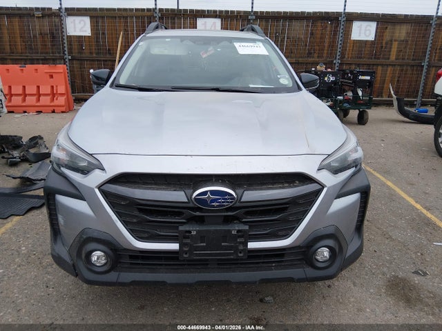 44669943 :رقم المزاد ، 4S4BTAFC8P3160476 vin ، 2023 Subaru Outback Premium مزاد بيع