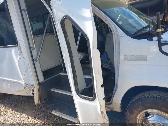 Продаж на аукціоні авто 2019 Ford E-350 Cutaway, vin: 1FDEE3FS6KDC47807, номер лоту: 44669959