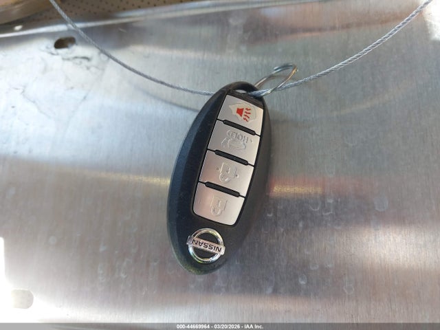 5N1AT2MT7FC771148 Nissan Rogue Sl