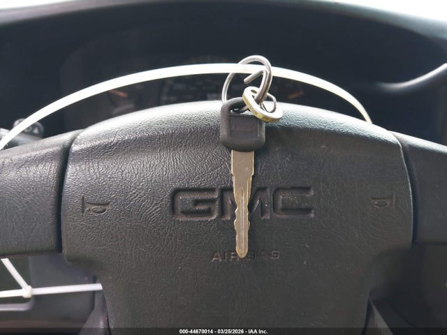Продажа на аукционе авто 2003 Gmc Savana Cutaway Standard W/c7a, vin: 1GDHG31U131902636, номер лота: 44670014