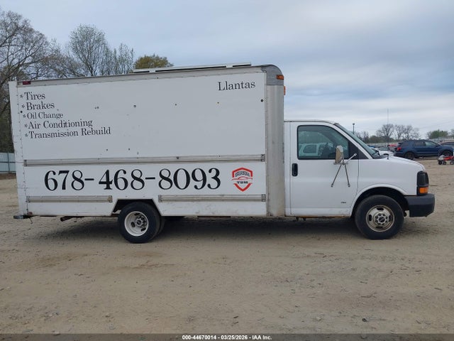 Продажа на аукционе авто 2003 Gmc Savana Cutaway Standard W/c7a, vin: 1GDHG31U131902636, номер лота: 44670014