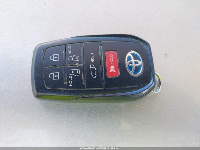 2024 TOYOTA SIENNA 5TDZSKFC4RS137614 Photo 10