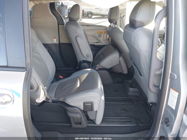 2024 TOYOTA SIENNA 5TDZSKFC4RS137614 Photo 7