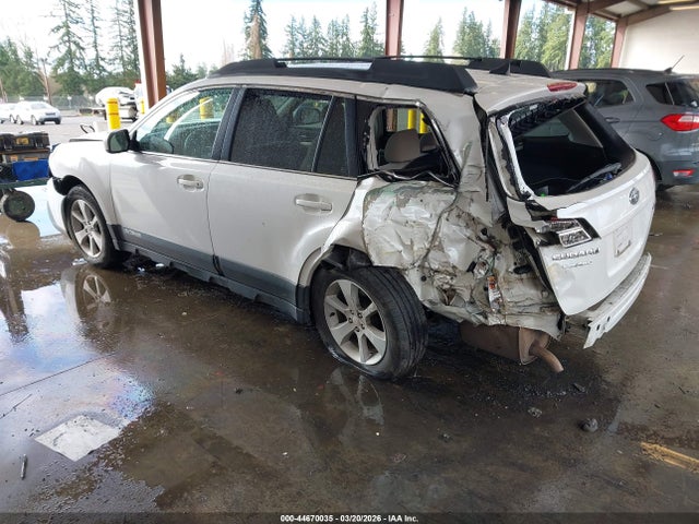 2014 Subaru Outback 2.5i Premium მანქანა იყიდება აუქციონზე, vin: 4S4BRBCC9E3264920, აუქციონის ნომერი: 44670035