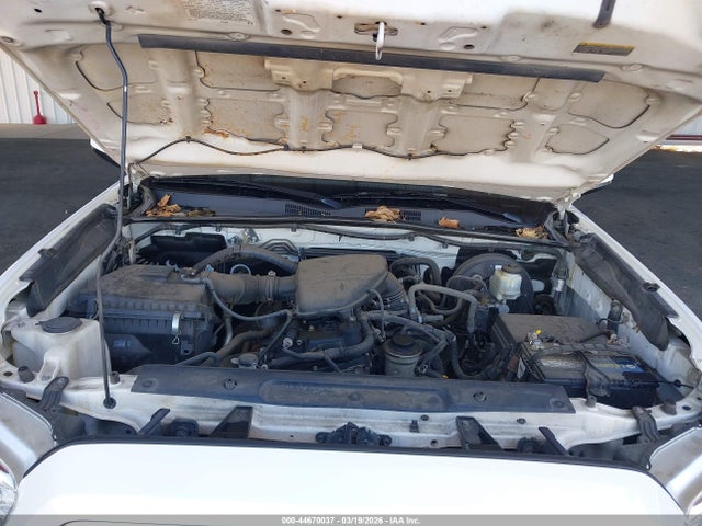 5TFAX5GN8GX061807 Toyota Tacoma Sr5