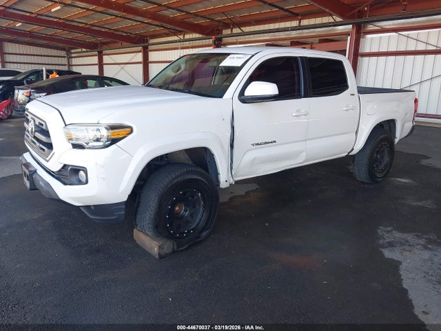 5TFAX5GN8GX061807 Toyota Tacoma Sr5