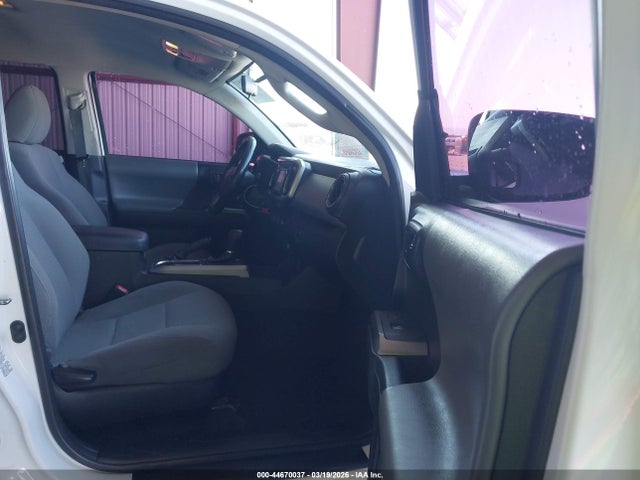 5TFAX5GN8GX061807 Toyota Tacoma Sr5