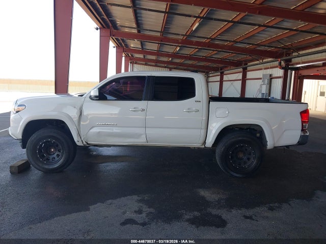 5TFAX5GN8GX061807 Toyota Tacoma Sr5
