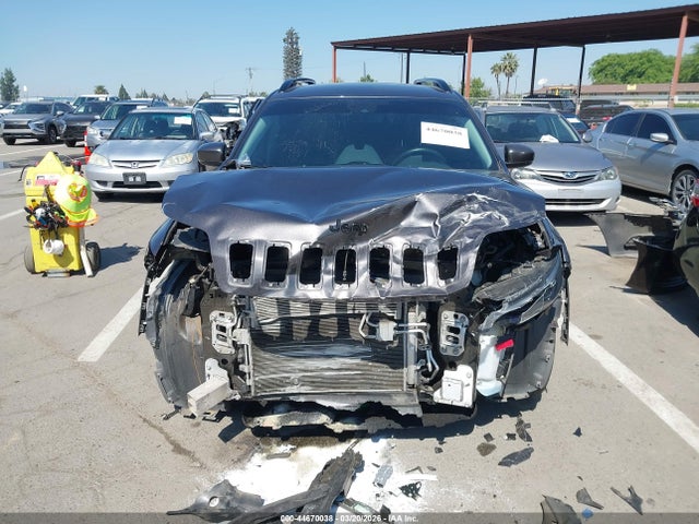 1C4PJLLBXMD112622 Jeep Cherokee Altitude Fwd