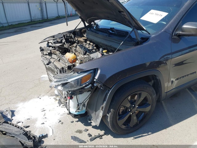 1C4PJLLBXMD112622 Jeep Cherokee Altitude Fwd
