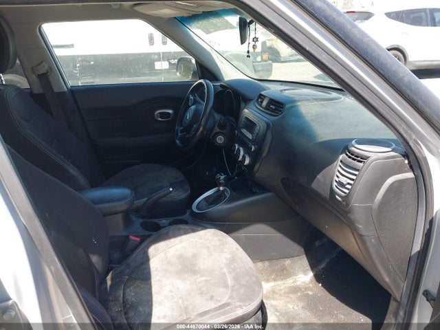 KNDJN2A2XG7843027 KIA Soul