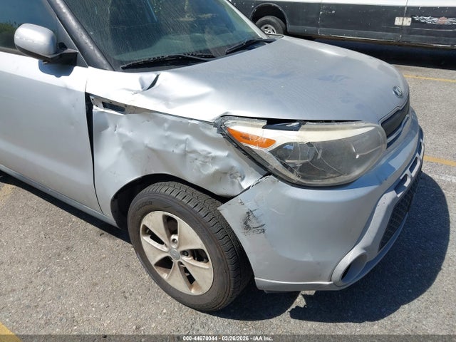 KNDJN2A2XG7843027 KIA Soul