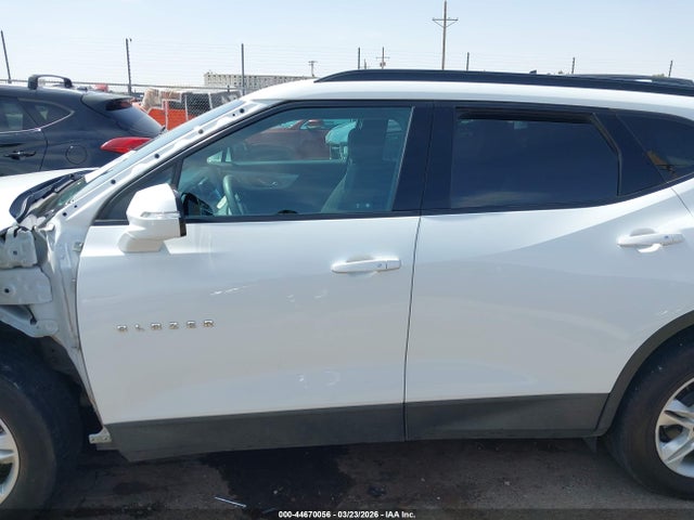 44670056 :رقم المزاد ، 3GNKBCRS3MS571352 vin ، 2021 Chevrolet Blazer Fwd 2lt مزاد بيع