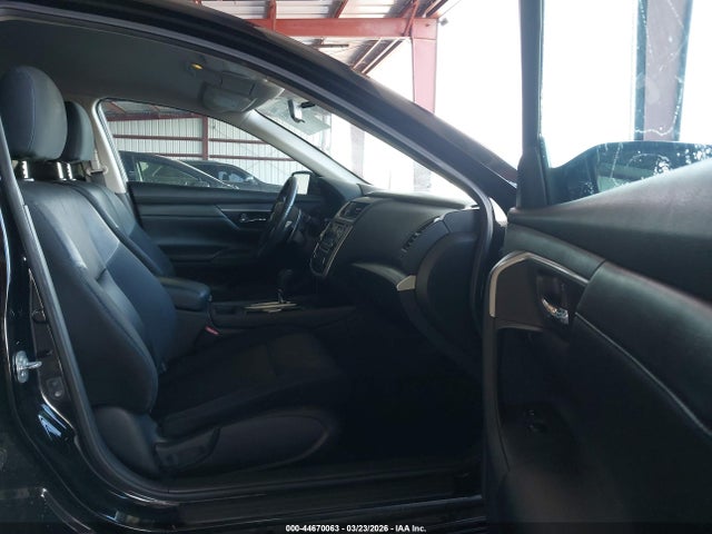 1N4AL3AP8HC212430 Nissan Altima 2.5 Sr