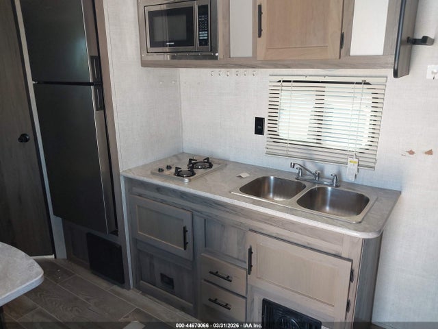 Продаж на аукціоні авто 2022 Gulf Stream Kingsport 197bh, vin: 1NL1G2212NG003539, номер лоту: 44670066