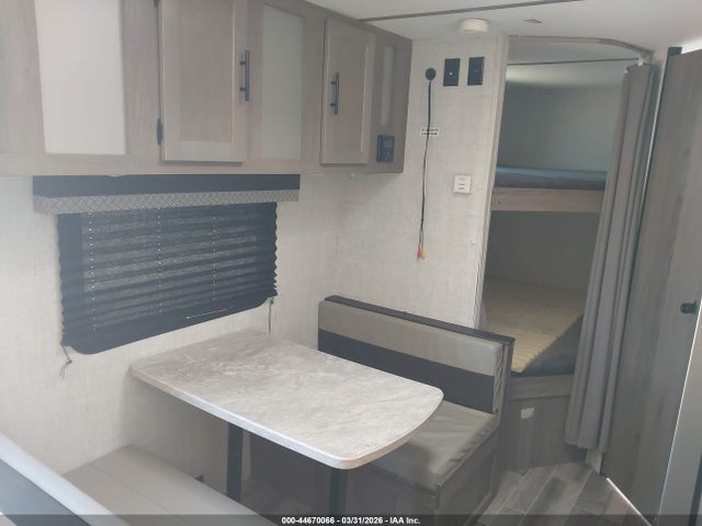Продаж на аукціоні авто 2022 Gulf Stream Kingsport 197bh, vin: 1NL1G2212NG003539, номер лоту: 44670066