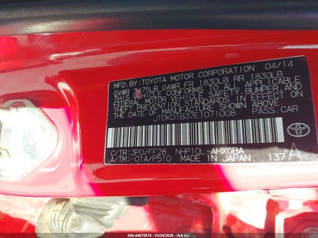 JTDKDTB37E1071008 Toyota Prius C Three