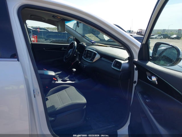 Продажа на аукционе авто 2020 Kia Sorento 3.3l Lx, vin: 5XYPG4A57LG614926, номер лота: 44670088
