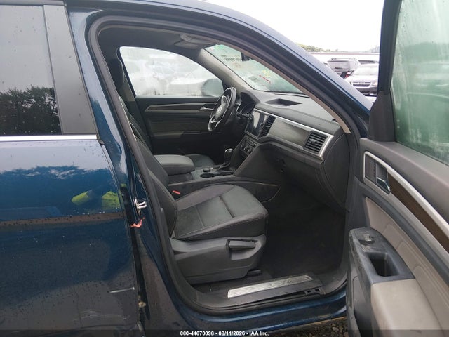 Продаж на аукціоні авто 2021 Volkswagen Atlas 3.6l V6 Se W/technology, vin: 1V2HR2CA5MC552685, номер лоту: 44670098