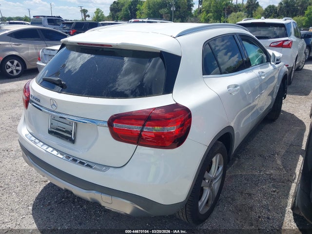 2020 MERCEDES-BENZ GLA 250 W1NTG4EB6LU030863 Photo 3