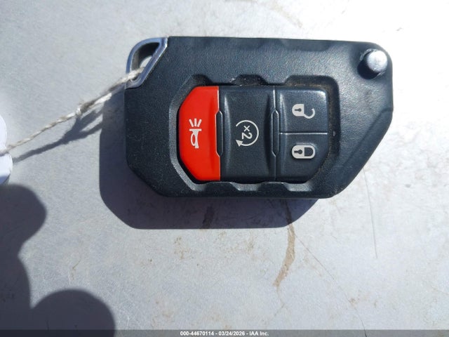 Продажа на аукционе авто 2020 Jeep Wrangler Unlimited Sport S 4x4, vin: 1C4HJXDN7LW155113, номер лота: 44670114