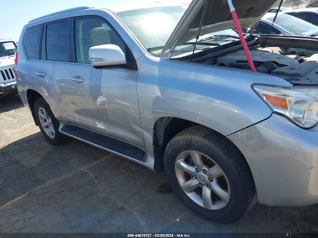 2011 Lexus Gx 460 მანქანა იყიდება აუქციონზე, vin: JTJBM7FX8B5018632, აუქციონის ნომერი: 44670127