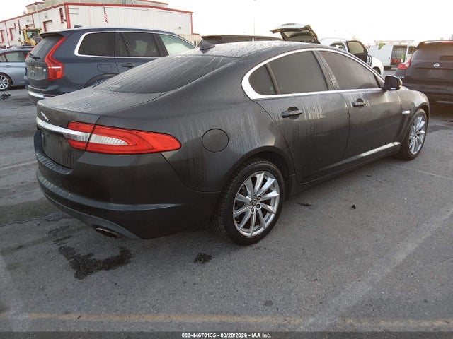 44670135 :رقم المزاد ، SAJWA0ES3DPS63907 vin ، 2013 Jaguar Xf I4 T مزاد بيع