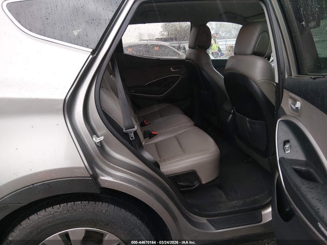 2015 Hyundai Santa Fe Sport 2.4l მანქანა იყიდება აუქციონზე, vin: 5XYZU3LB4FG298744, აუქციონის ნომერი: 44670164