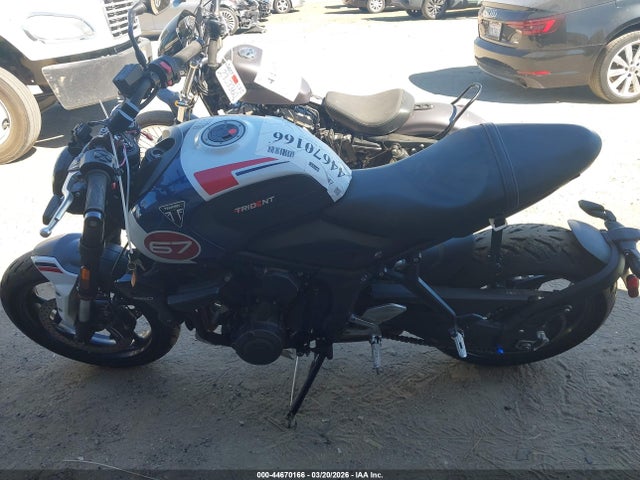 Triumph Motorcycle Trident 660 2025 SMTL10UL6STBV9268 Image 13