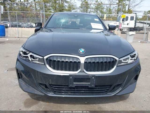 44670183 :رقم المزاد ، 3MW89FF09R8D95234 vin ، 2024 Bmw 330i Xdrive مزاد بيع