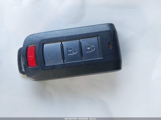 Mitsubishi Outlander Le 2018 JA4AZ3A39JZ024504 Image 11