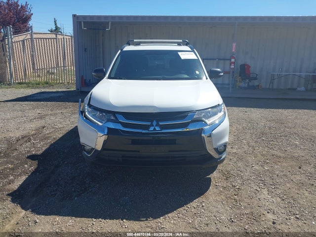 Mitsubishi Outlander Le 2018 JA4AZ3A39JZ024504 Image 12