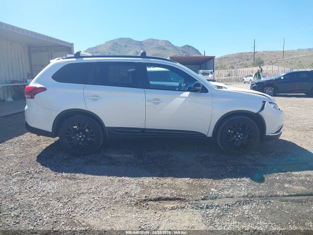 Mitsubishi Outlander Le 2018 JA4AZ3A39JZ024504 Image 13