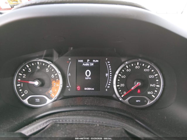 2017 Jeep Renegade Latitude 4x4 მანქანა იყიდება აუქციონზე, vin: ZACCJBBB6HPF50555, აუქციონის ნომერი: 44670192