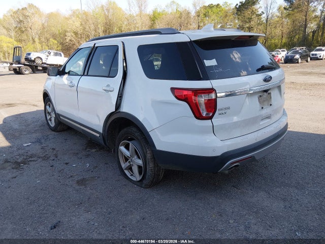 2016 FORD EXPLORER 1FM5K8D82GGC23510 Photo 2