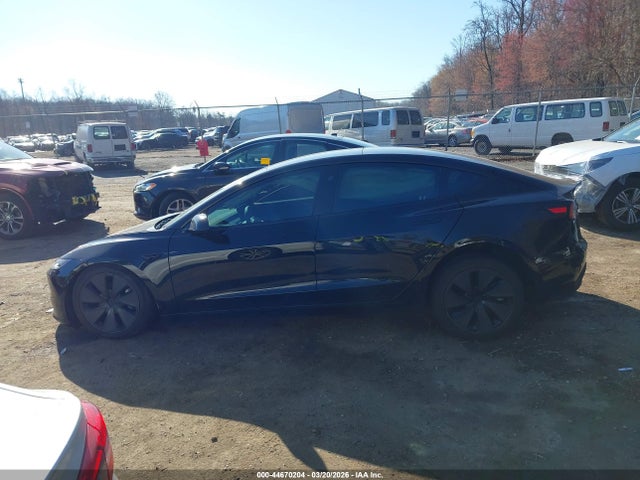 Продажа на аукционе авто 2026 Tesla Model 3 Premium Rear-wheel Drive/standard Rear-wheel Drive, vin: 5YJ3E1EA5TF117424, номер лота: 44670204