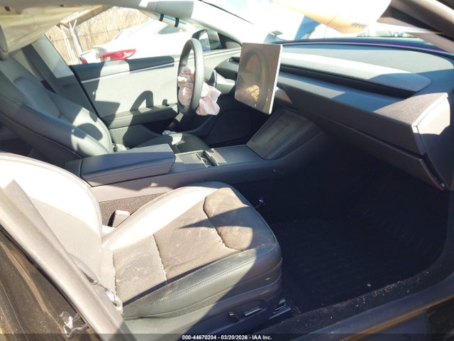Продажа на аукционе авто 2026 Tesla Model 3 Premium Rear-wheel Drive/standard Rear-wheel Drive, vin: 5YJ3E1EA5TF117424, номер лота: 44670204